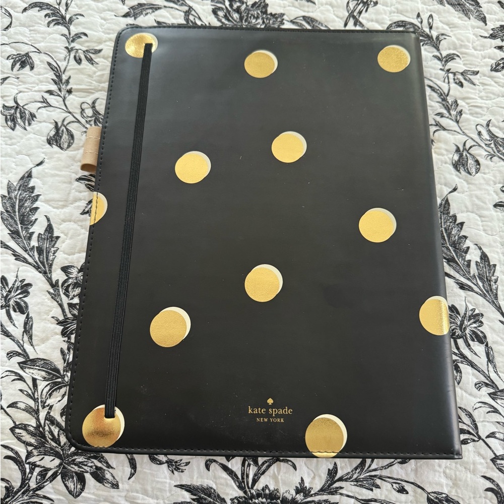 Kate Spade portfolio gently used but still like new.